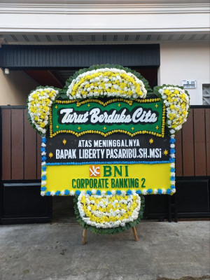Papan Bunga Duka di Pringgabaya